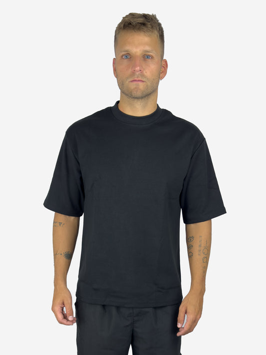 REGULAR HEAVYWEIGHT T-SHIRT BLACK