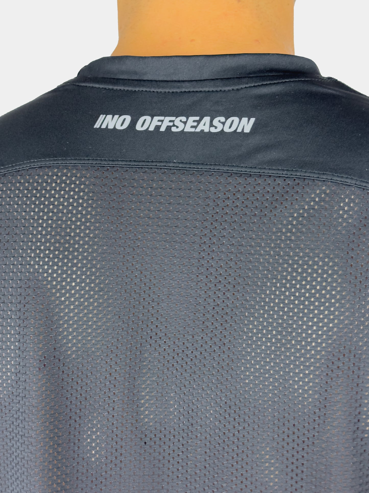 MESH PERFORMANCE SHIRT